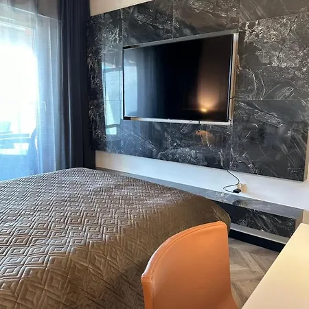 Eak Apartments-nadmotlawie *