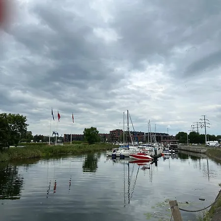 Apartamento Eak Apartments-nadmotlawie