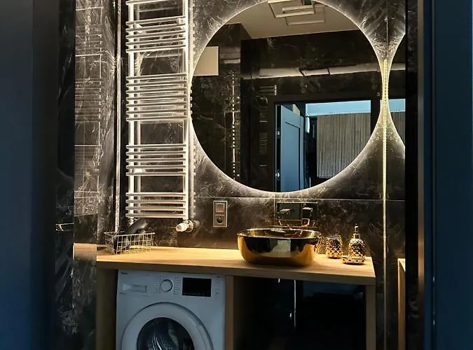 Eak Apartments-nadmotlawie