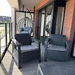 Eak Apartments-nadmotlawie *
