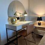 Eak Apartments-nadmotlawie 아파트 *