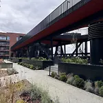 아파트 Eak Apartments-nadmotlawie